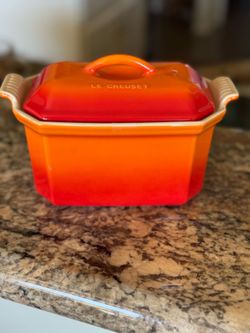 Le Creuset flame Orange color Heritage Series Covered Casserole Dish .72 Qt/0.8L