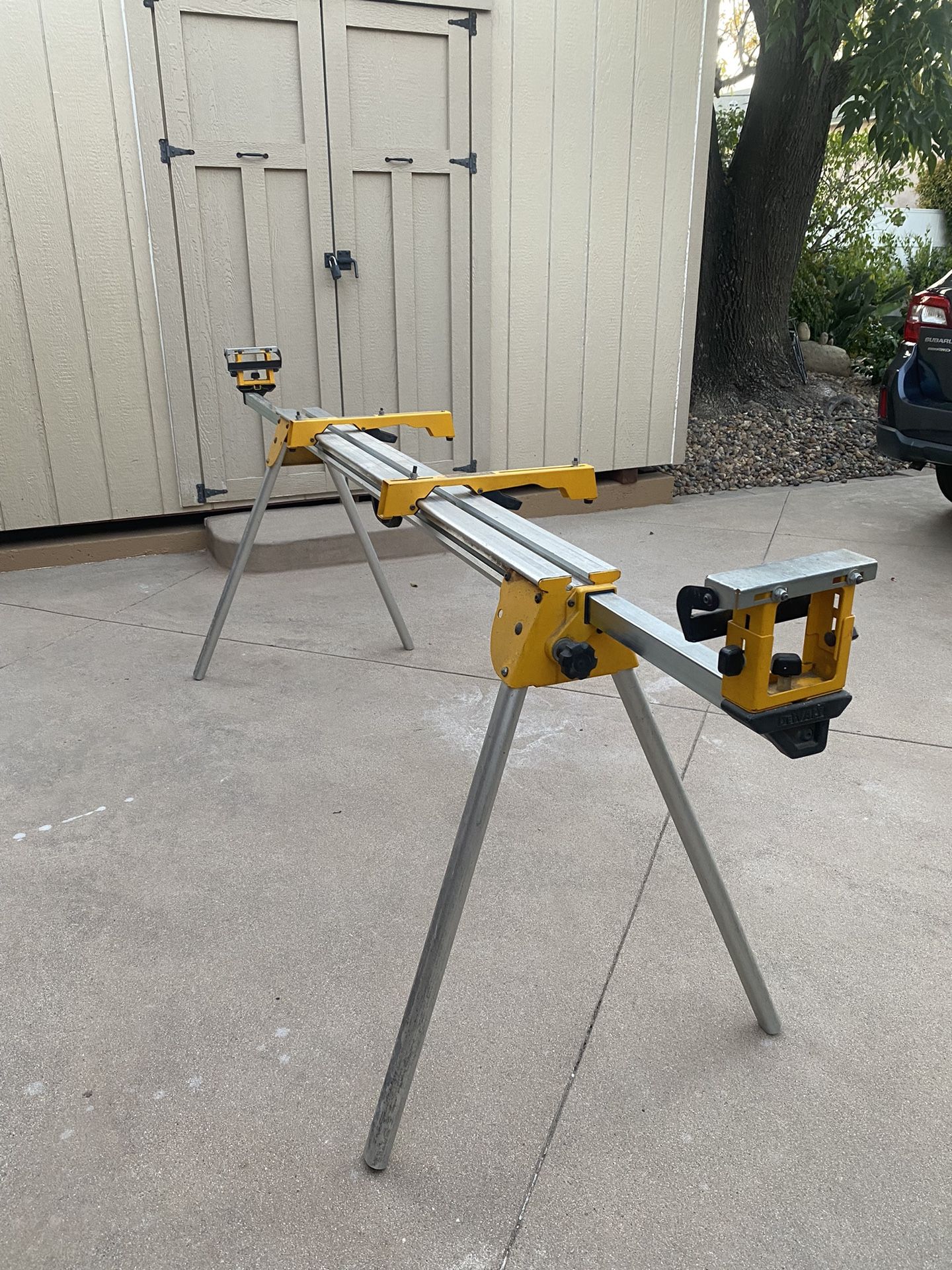 Collapsible Miter Saw Stand