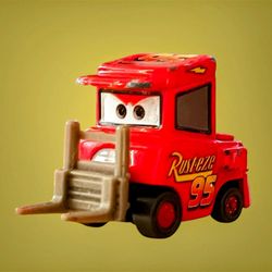 Disney Pixar Cars - MY NAME IS NOT CHUCK MCQUEEN RUSTEZE PITTY