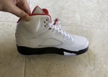 Jordan Retro 5 Fire Red 🔥 sz 8 (2020)