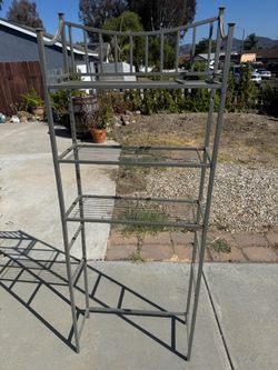 Shelf