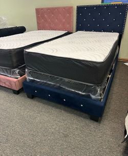 NEW TWIN SIZE BED WITH MATTRESS AND BOXSPRING, INCLUDING FREE DELIVERY PAY UPON ARRIVAL