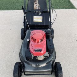 Honda Commercial Self Propel Lawnmower 