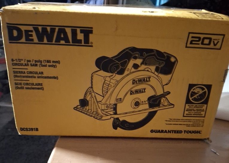 Dewalt Circular Saw