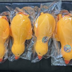Irre-Squish-Tible Jumbo Squish Duck 