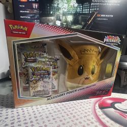 Pokémon Prismatic Evolutions Accessory Pouch!