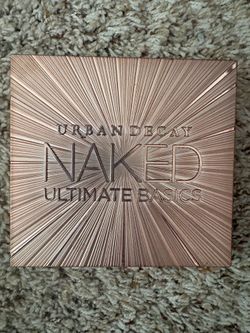 Urban Decay naked ultimate basics eyeshadow palette