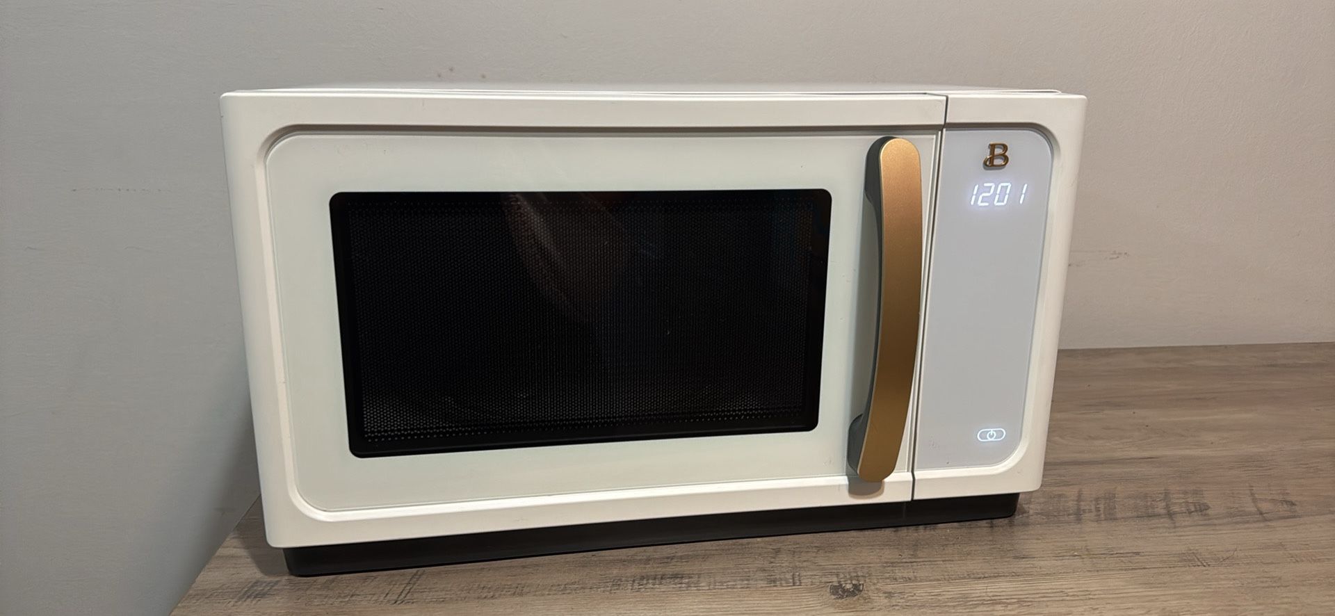 Drew Barrymore Microwave 