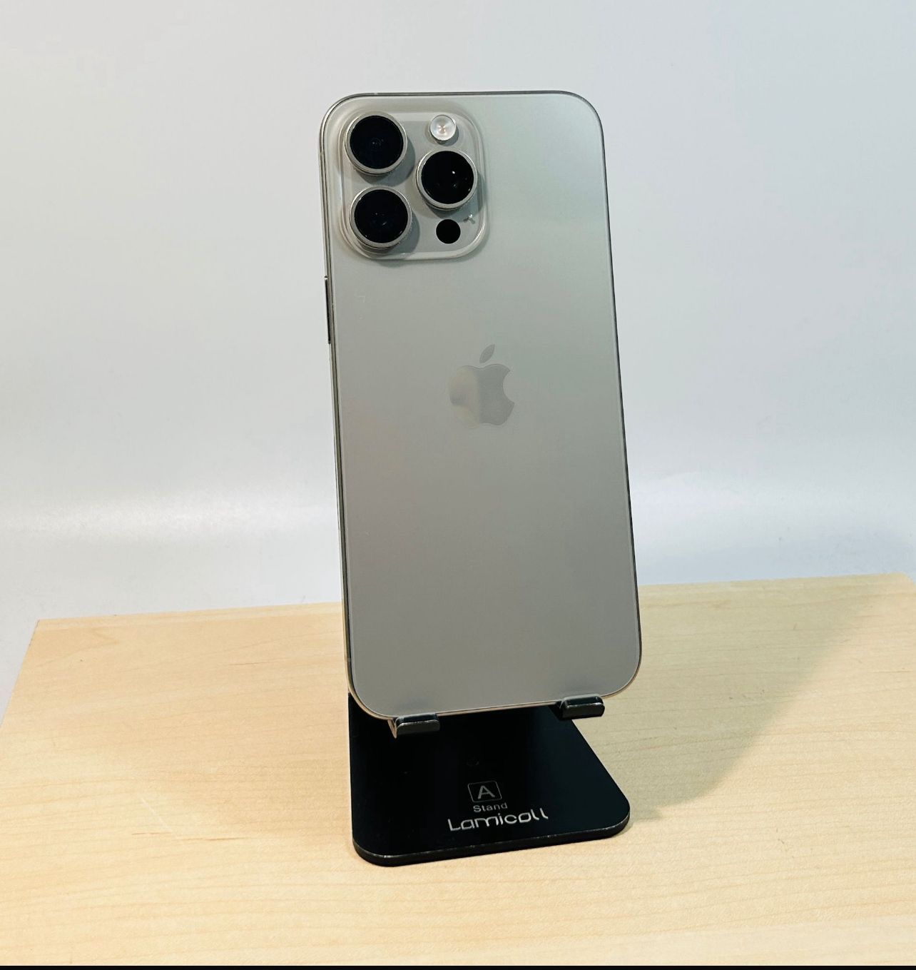 Apple iPhone 15 PRO MAX 256GB UNLOCKED Natural Titanium