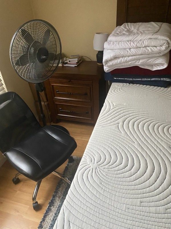 Mattress With Bed Frame And Nightstand