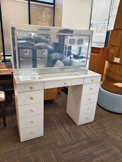 Glass Top Vanity Desk with Crystal Handles, 11 Drawers Makeup Vanity with Mirror, 3 Lighting Modes Dressing Table, Power Outlet, Silent Slides, White