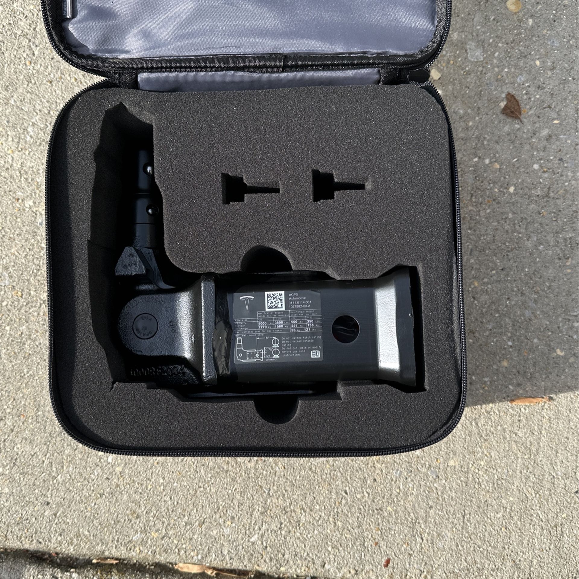 Tesla Model X Hitch