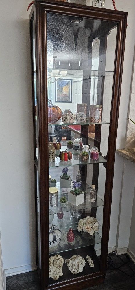 Glass Shelving Luxurious Tower