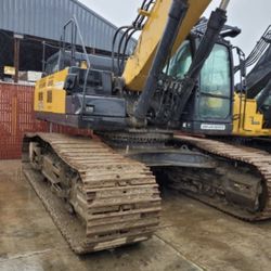 100,000 # Pound Excavator - 2015 XCMG XE470U