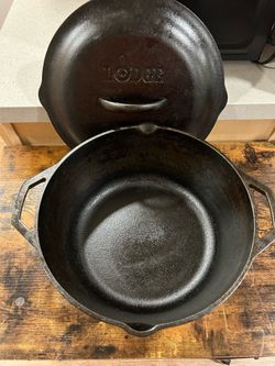 Lodge Cast Iron Dutch Oven (7-Quart) with Lid
