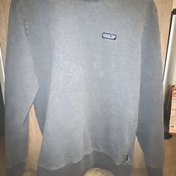 Patagonia Men’s P-6 Logo Uprisal Crew Sweatshirt - Gray - Size M