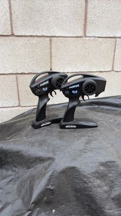 Traxxas 2.4 2 remotes