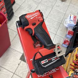 Milwaukee m18 fuel surge impact with battery