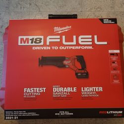 Milwaukee M18 Fuel Sawzall Kit Battery And Charger 