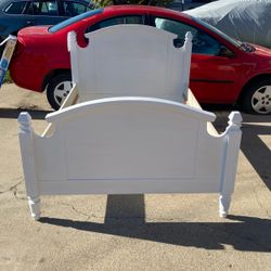 Full Size Bed