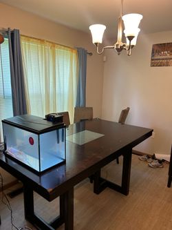 Moving sale