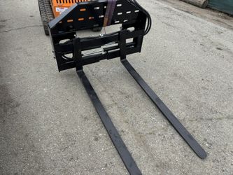 New  Skid Steer Forks