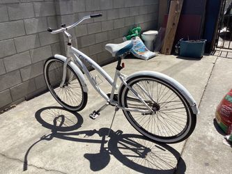29” Beach Cruiser Genisis Galena Bike For Womens Excellent Condition Rims Originals Tires Tubes News $1459