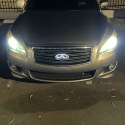 2012 Infiniti M37sport