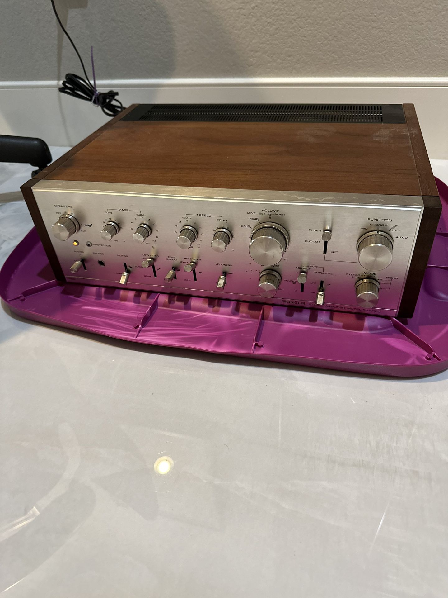 Pioneer SA-9100 Stereo Amplifier 