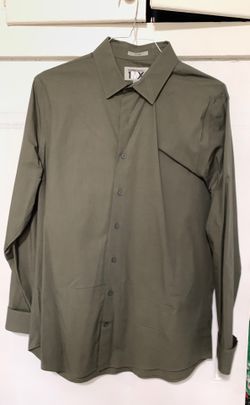 Green men’s express button up