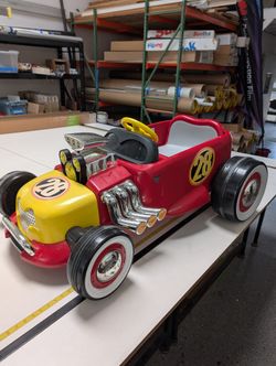 Roaster Battery Car Disney 