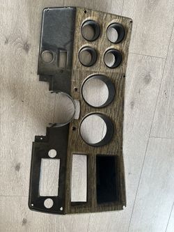 C10 Bezel