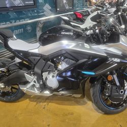 2025 CF Moto 675