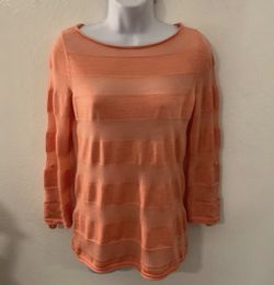 Ann Taylor LOFT Lightweight Sweater Coral /Light Orange Color 3/4 Sleeves Size Petite Medium