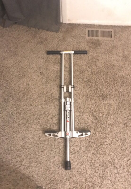 Razor Airgo PoGo stick.