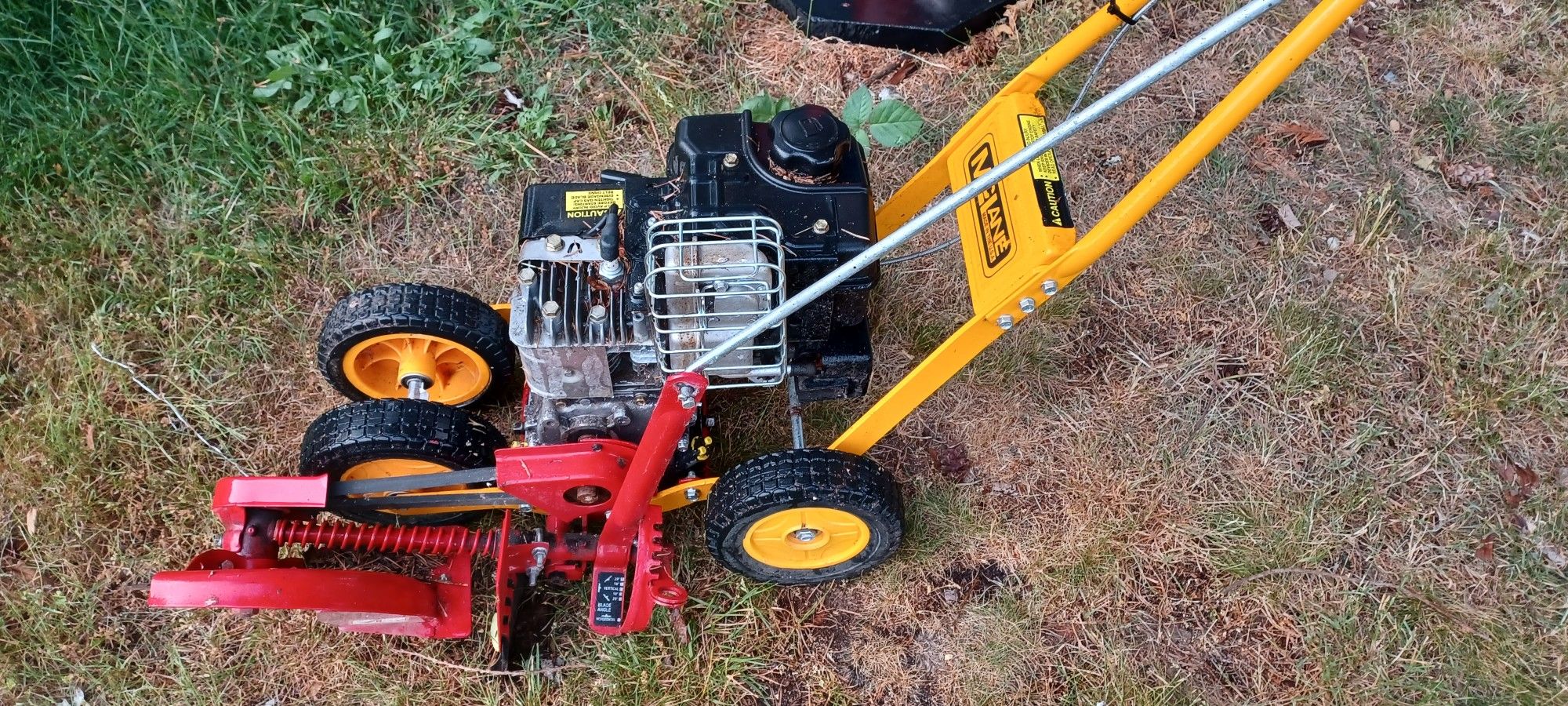 MacLane grass cutter Lawn & Garden