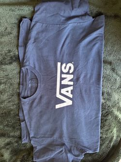 Men’s brand vans T-shirt, size XXL