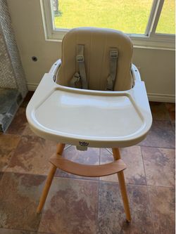 High chair (assembled but haven’t used)