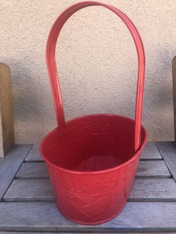 Metal Cute Basket For Easter