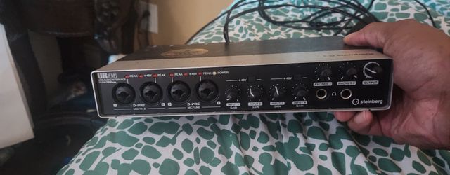 Steinberg UR44 Interface