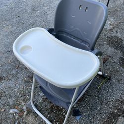 Collapsible HIGH CHAIR