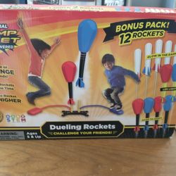 Dueling Rockets stomp rocket game