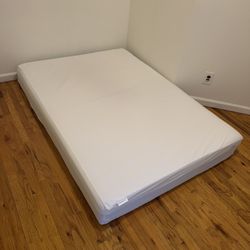 Full Mattress (only used for 6 months) 