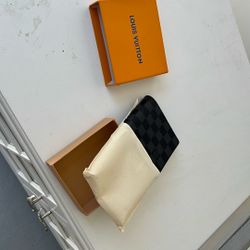LV Wallet