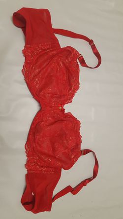 Christmas Gift Lane Bryant Cacique 46DD Red Lace Bra for Sale in Winter  Garden, FL - OfferUp