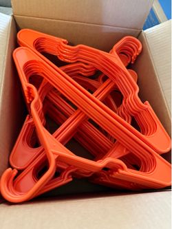Mainstays  Adult Hangers 100pcs (box)