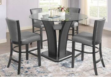 5PC Glass Top Round Dining Set – Excellent Condition  Premium Quality