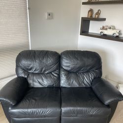 Black Recliner Loveseat 