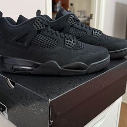 Air Jordan 4s Black Cat Retro 8.5m