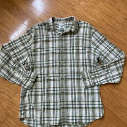 EUC old navy ladies plaid shirt size L